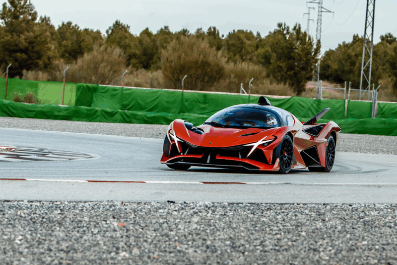 De Apollo Evo is een compromisloze hypercar  