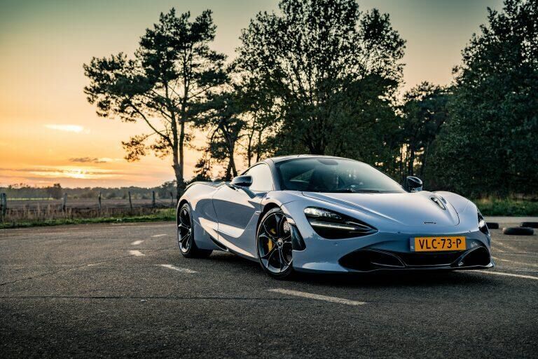 Een moderne of klassieke sportwagen verzekeren – De verschillen