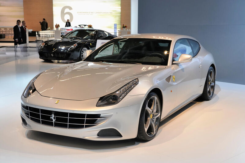 Waarom de Ferrari FF vier keer plezier biedt